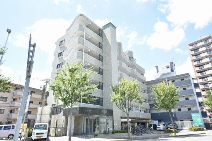 アールヴェールの外観