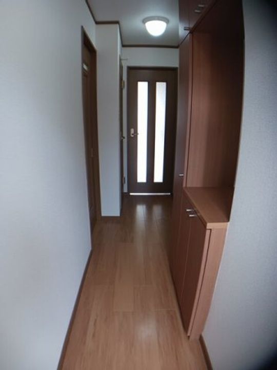 アヴェニール諏訪の玄関