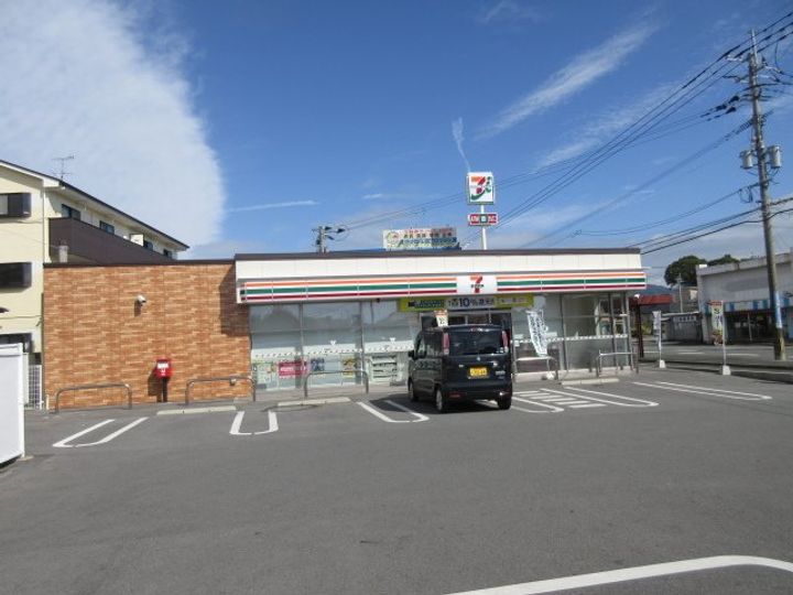 グラン ルミエール Ⅱの周辺