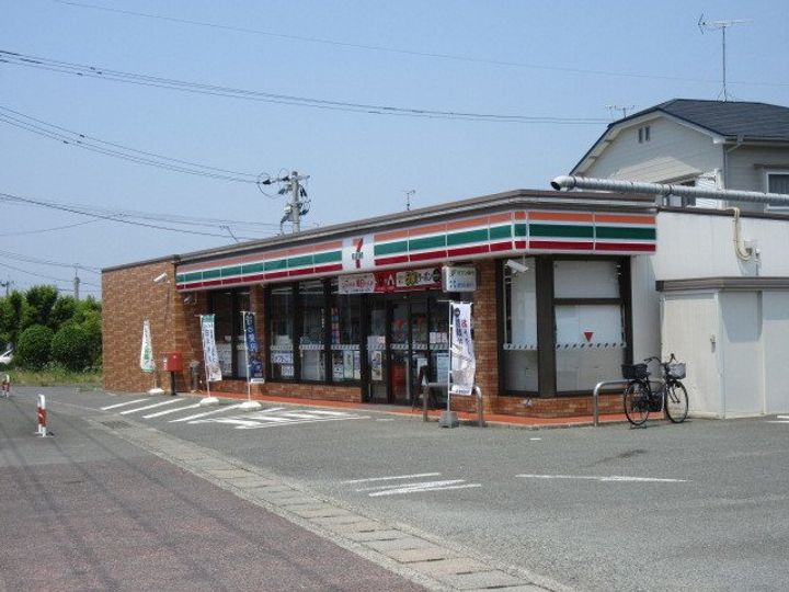 イーストレジデンスの周辺