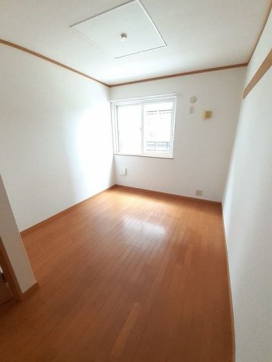 アルモニーの内装