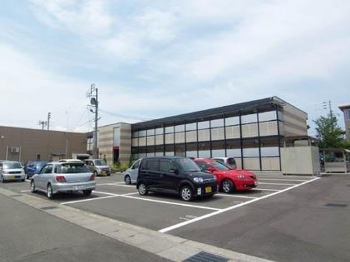 レオパレスすなた210の外観