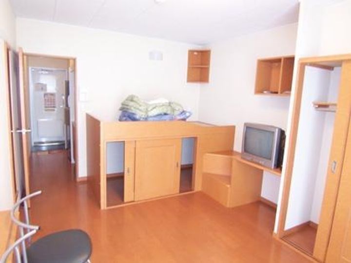 レオパレスドルチェ208の居間