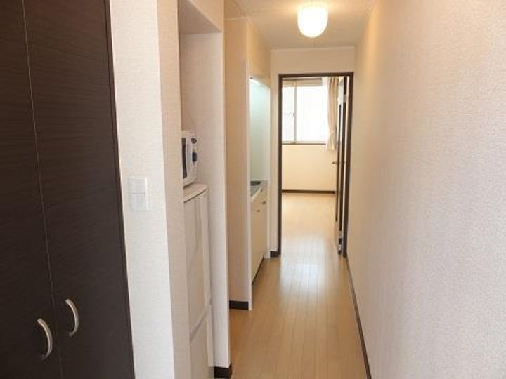 レオネクストアルタイル106の居間