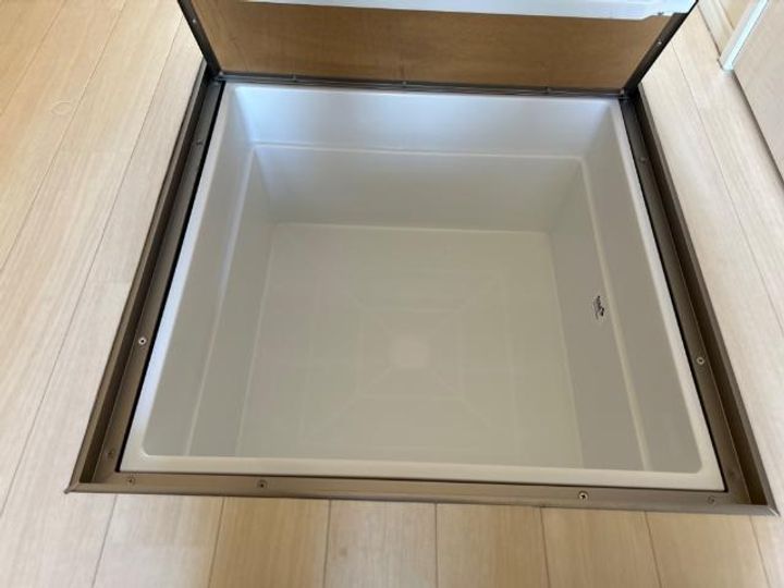 アベリアの玄関