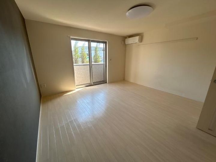 アベリアの居間