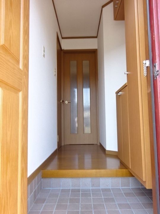 ピュアハウスⅡの玄関