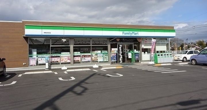 コンフォルターブルⅢの周辺
