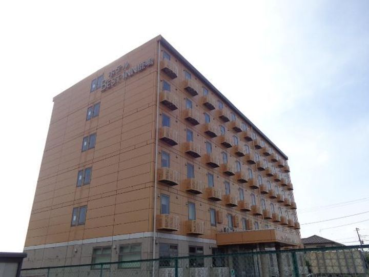 アベリアの周辺