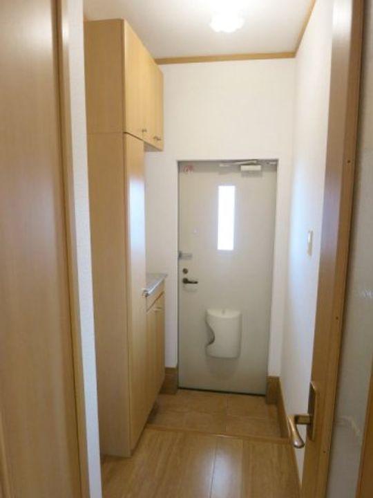 シリアス21B棟の玄関