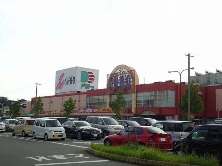 サン・エクセルの周辺