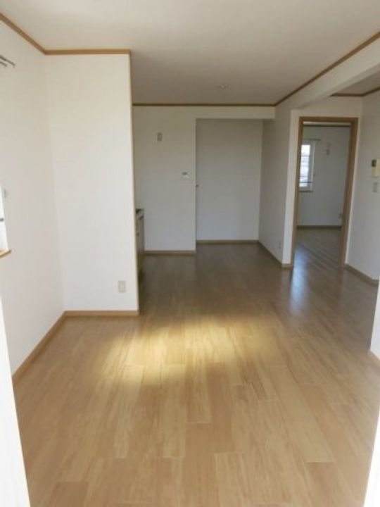 ピーコックYの居間