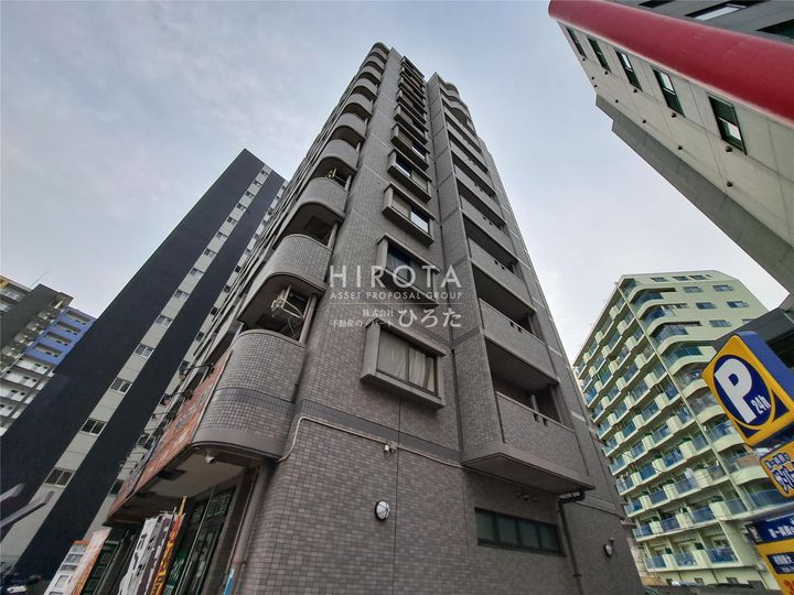 中津口センタービルの外観