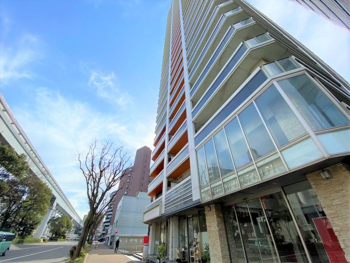 No.71 オリエントトラストタワーの外観