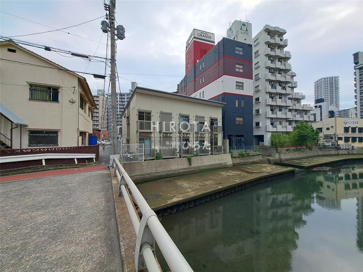 MOON江南町の外観