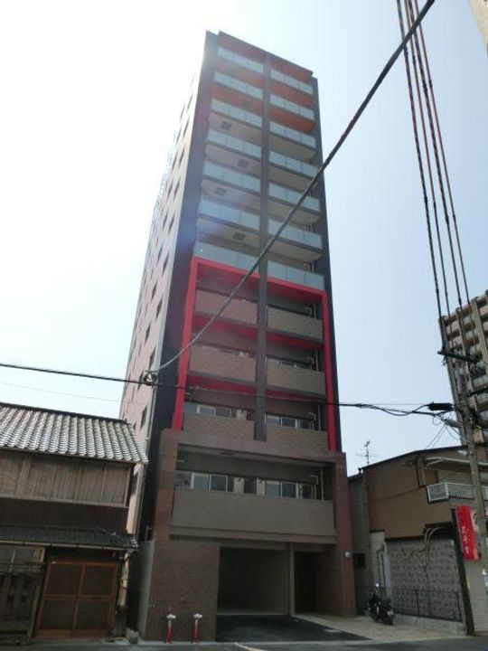 ERIOS COURT 中津口の外観