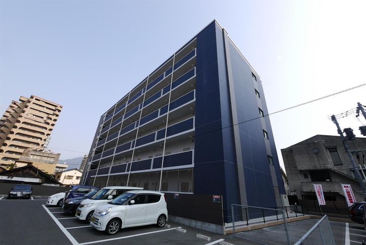 グランドアイ香春口の外観