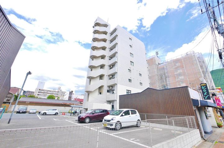 大八ビル(門司)の外観