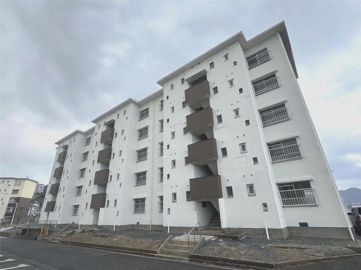 ヴィラナリー門司3棟の外観