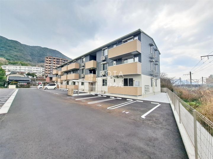 ストレイト葛葉の外観