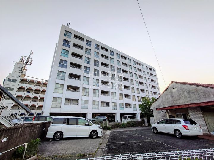 アヴニール吉志の外観