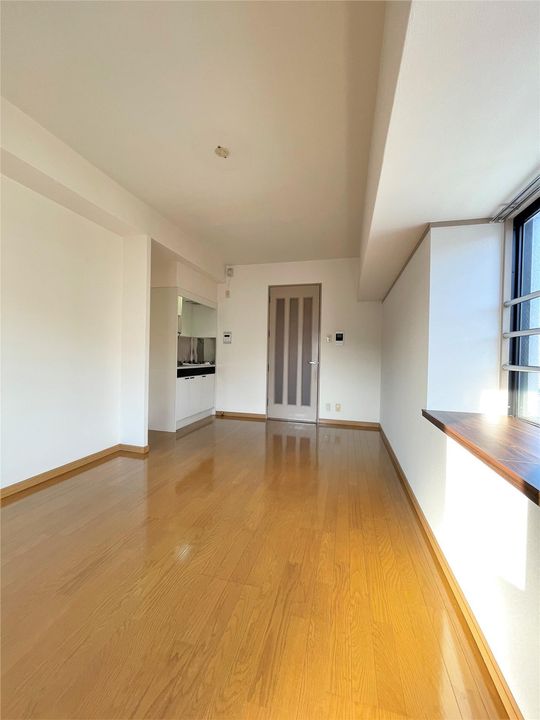 ギャラン小文字の内装