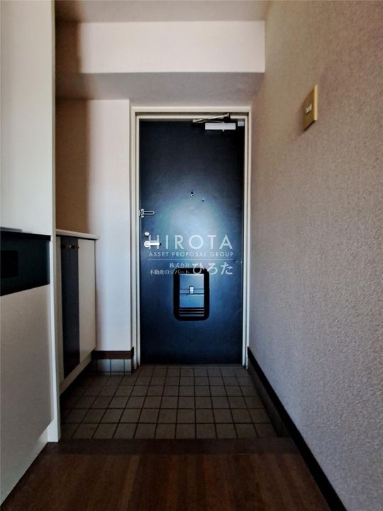 ホワイトパレス門司港の玄関