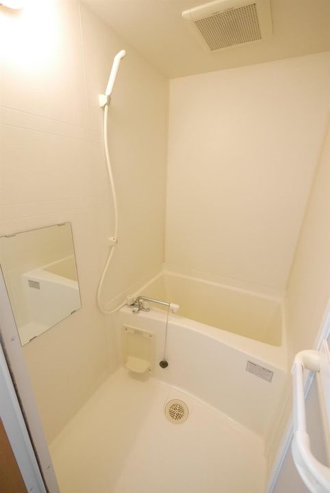 中津口センタービルの風呂