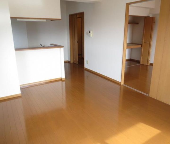 マリアージュ小森江の内装