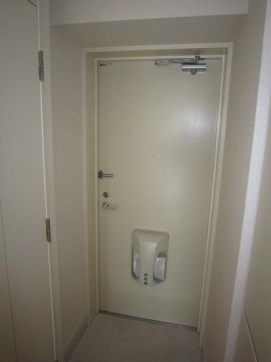 ラフィーネ小倉の玄関