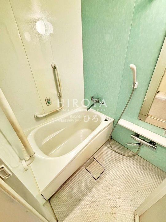 タカフジ・アパートメントの風呂