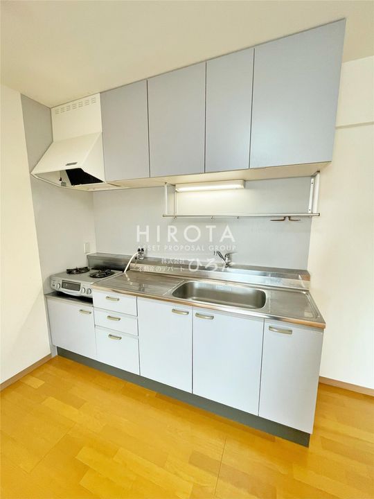 タカフジ・アパートメントのキッチン