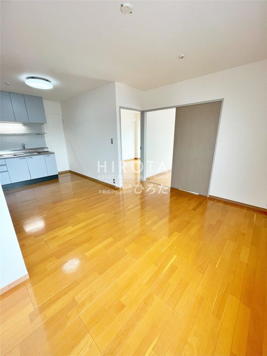 タカフジ・アパートメントの内装