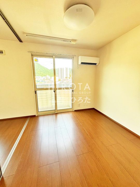 ウエスト スクエアの内装