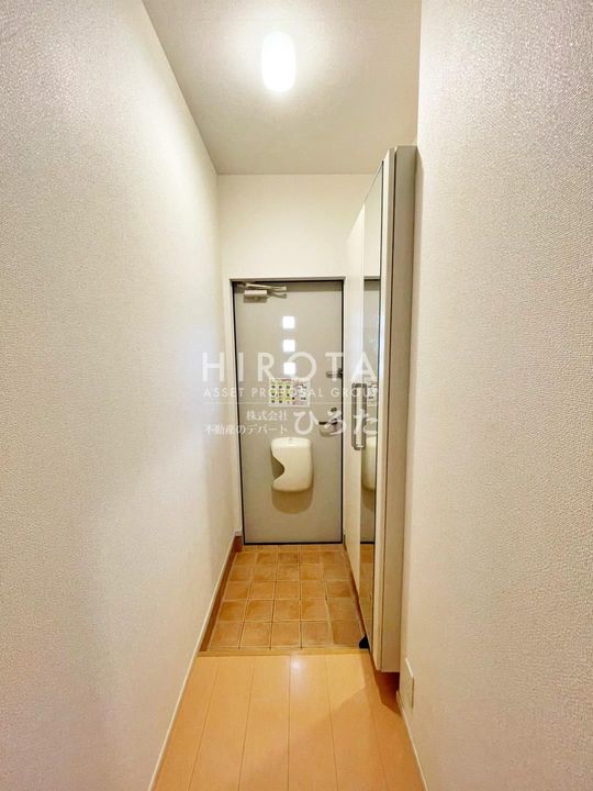 フェリーチェ春日の玄関