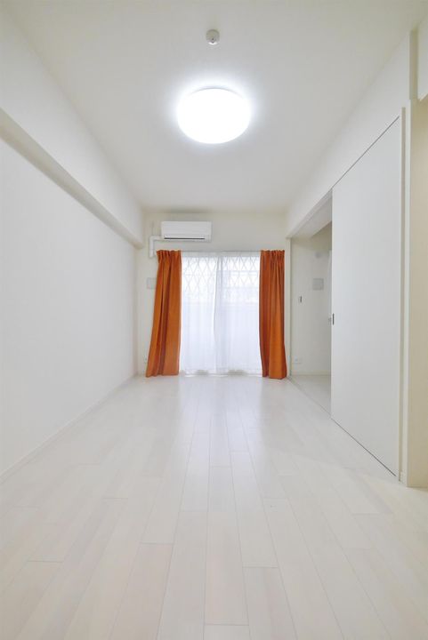 フェリシエ馬借の内装