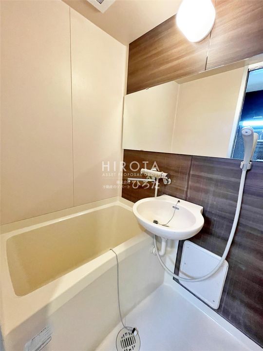 シャトレ柳町の風呂