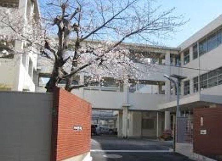 maison celesteの周辺