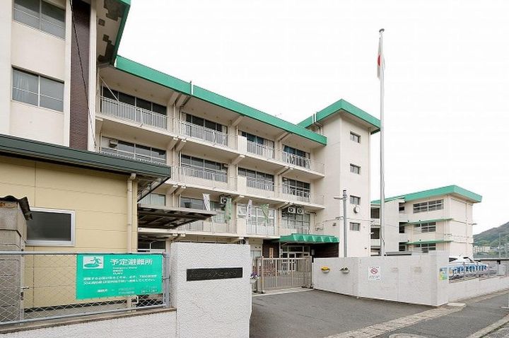 ヴィラナリー門司4棟の周辺