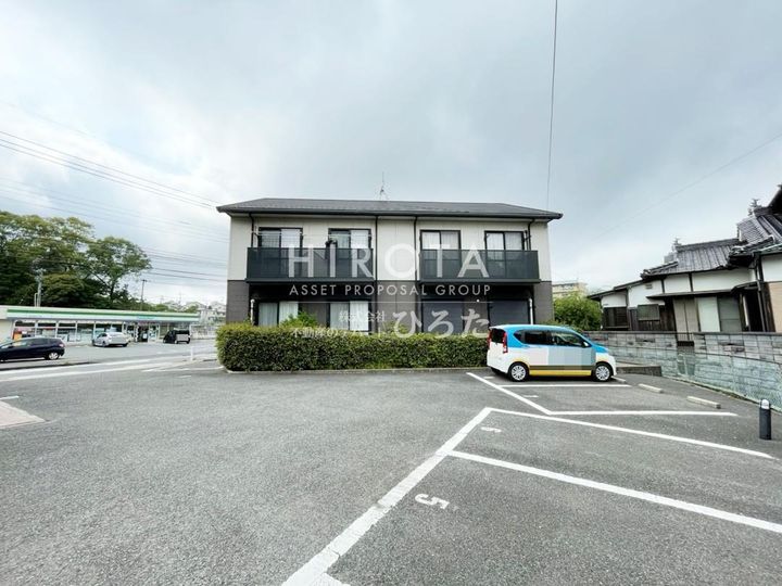 ウェールス中吉田 A棟の外観