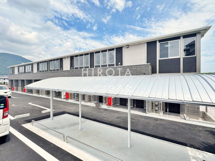 Chat noir M.mの外観