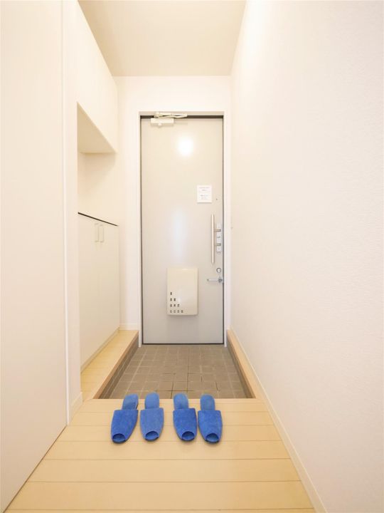 コリーヌ和の玄関