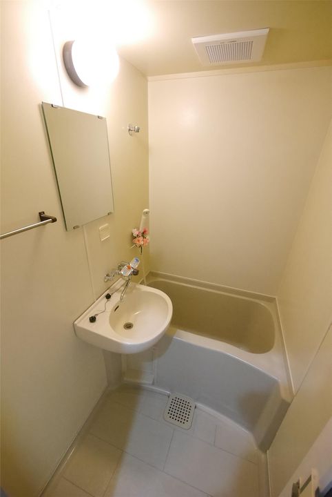 オアシス葛原の風呂