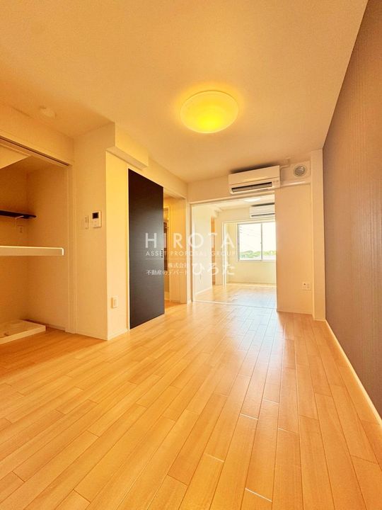 Chat noir M.mの内装