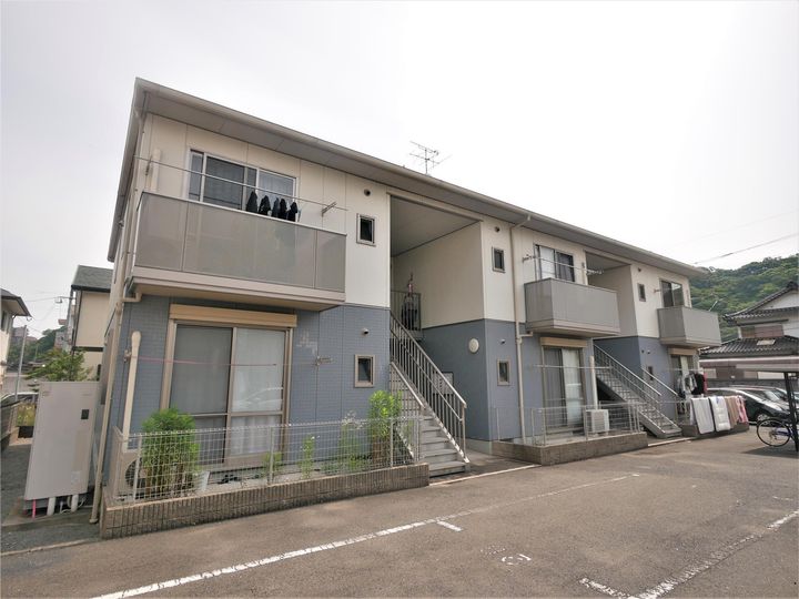 シティパル長行 A棟の外観