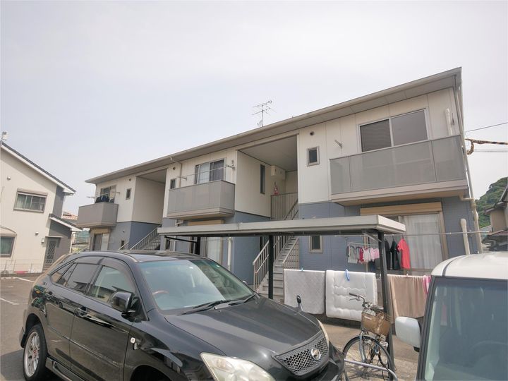 シティパル長行 A棟の外観