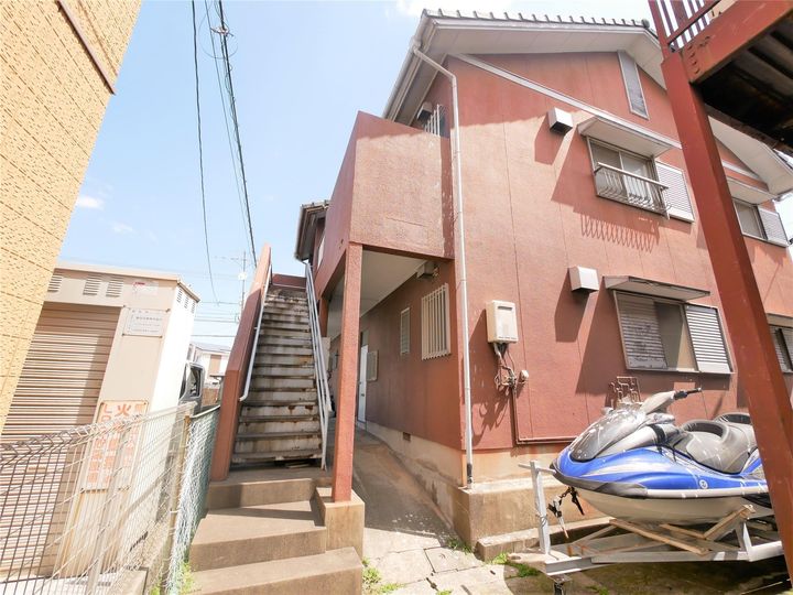 コーポ円の外観