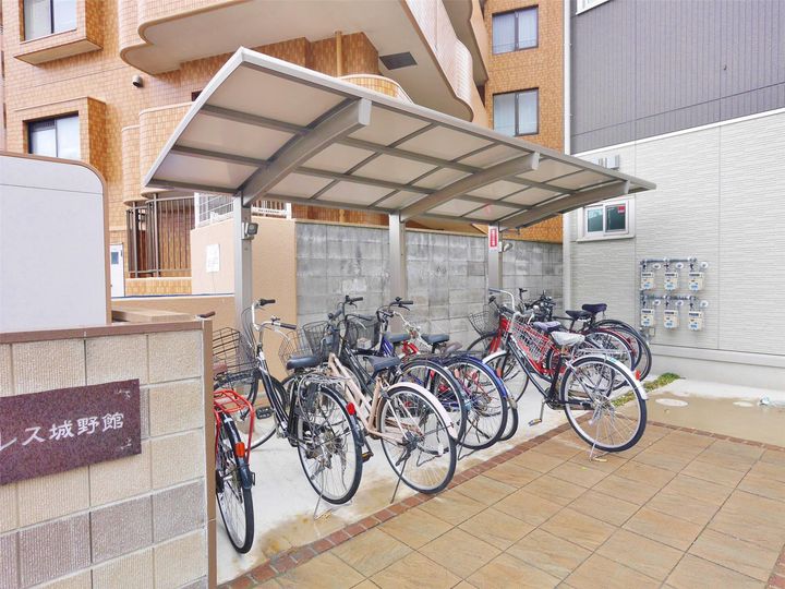 トレス城野館の外観