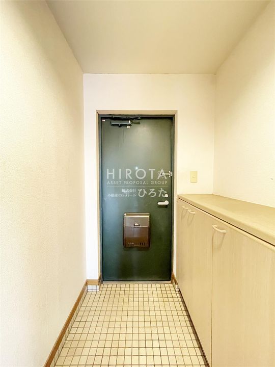 レイ・ブリック若園の玄関