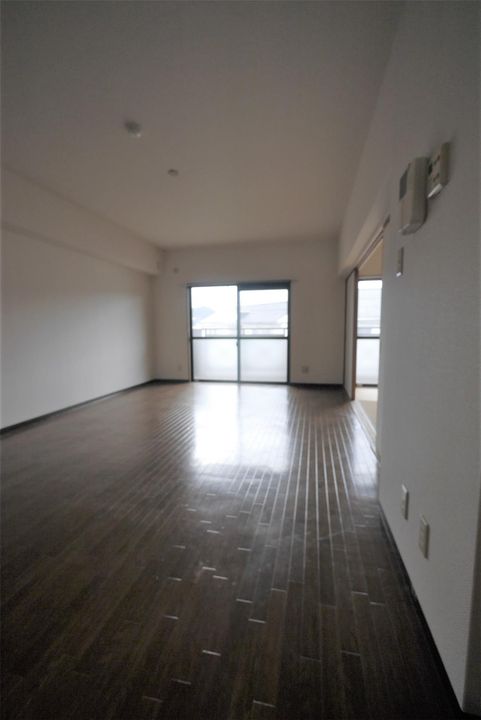 エルスール湯川 弐番館の内装